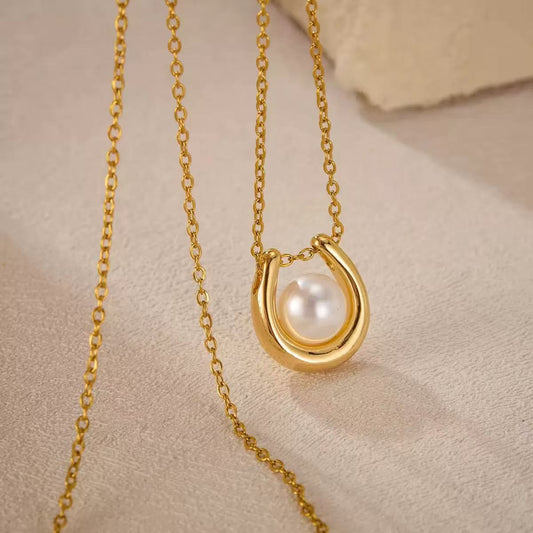 Horseshoe Pearl Necklace